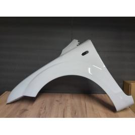 Aripa Fata Stanga Ford Focus 2/II 2004-2008 (Diamond White (Alb))