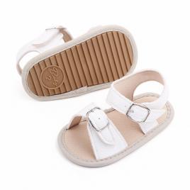 Sandalute albe cu catarama (marime disponibila: 12-18 luni (marimea 21