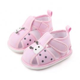 Sandalute roz pentru fetite - buburuza (marime disponibila: 12-18 luni (marimea