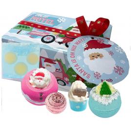 Set bile de baie Santa`s Coming To Town, 5 produse, Bomb Cosmetics