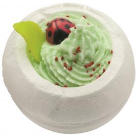 Bila efervescenta baie Ladybug Hug, Bomb Cosmetics, 160 gr