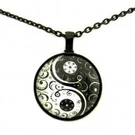 Pandant model Yin si Yang culoarea alb/negru 50 cm