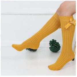 Sosete lungi cu fundita pentru fetite, 3-4 ani marime 23-26 cm, galben