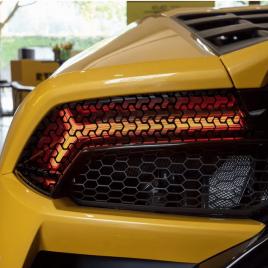 Set 2 folii autoadezive decupate pentru decorarea stopurilor auto, dimensiune 2