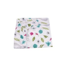 Cearsaf patut 120x60 cm bumbac 100% model iepurasi si flori