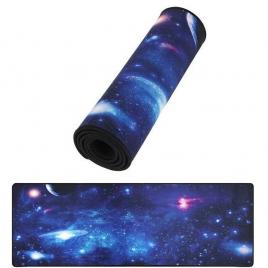 Pad pentru mouse si tastatura antiderapant 88 x 30 cm galaxy