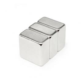 Set 3 x magneti puternici neodim 20 x 20 x 10 mm cu forta 13 kg magneo