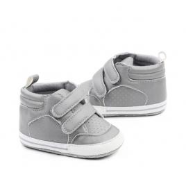 Adidasi gri cu barete cu arici (marime disponibila: 6-9 luni (marimea 19
