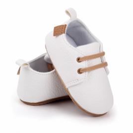 Pantofiori eleganti albi cu sireturi (marime disponibila: 6-9 luni (marimea 19