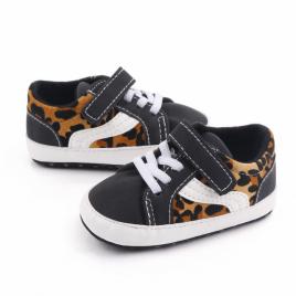 Tenisi negri cu insertie leopard (marime disponibila: 3-6 luni (marimea 18