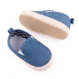 Pantofiori tip mocasini din blugi (marime disponibila: 3-6 luni (marimea 18