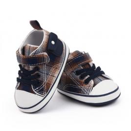 Tenisi in carouri maro si bleumarine pentru baietei (marime disponibila: 9-12