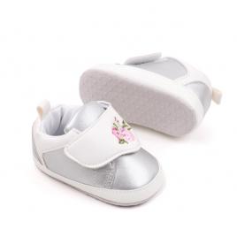 Pantofiori argintii pentru fetite - roses (marime disponibila: 6-9 luni