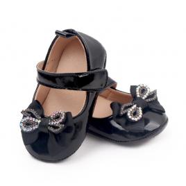 Pantofiori cu fundita cu strasuri, negri, din lac (marime disponibila: 3-6 luni