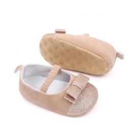 Pantofiori crem cu fundite sclipitoare (marime disponibila: 6-9 luni (marimea