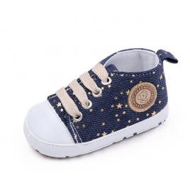 Tenisi pentru bebelusi, denim cu stelute aurii (marime disponibila: 9-12 luni