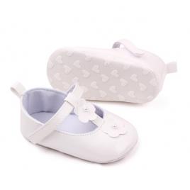 Pantofiori albi cu floricele si perlute (marime disponibila: 6-9 luni (marimea