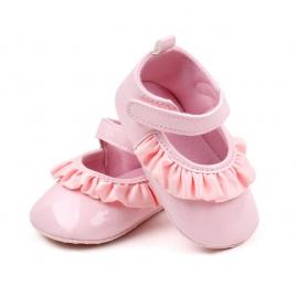 Pantofiori cu volanas din piele ecologica lacuita (marime disponibila: 3-6 luni