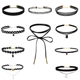 Set 10 coliere choker, catifea si metal, negru