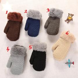 Manusi imblanite cu snur (marime disponibila: 6-12 luni (marimea 19