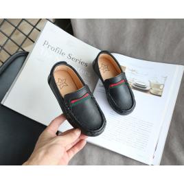 Pantofi eleganti negri tip mocasini pentru baietei (marime disponibila: marimea