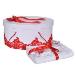 Set trusou botez si cutie trusou, dantela si fundita, decor elegant rosu,
