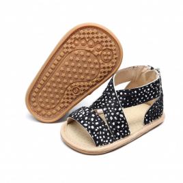 Sandalute negre cu bulinute argintii (marime disponibila: 3-6 luni (marimea 18