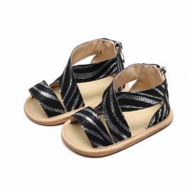 Sandalute negre cu dungi argintii (marime disponibila: 3-6 luni (marimea 18