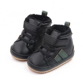 Ghetute negre imblanite pentru baietei (marime disponibila: 3-6 luni (marimea