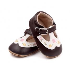 Pantofiori maro cu alb cu floricele colorate brodate (marime disponibila: 3-6