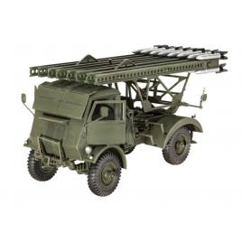 Macheta militara lansator rachete bm-13-16 on w.o.t. 8 chassis