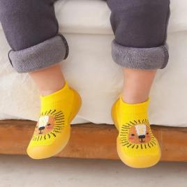 Mocasini galbeni cu talpa antiderapanta - happy lion (marime disponibila: