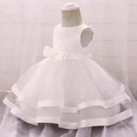Rochita ocazie alba cu perlute (marime disponibila: 6-9 luni (marimea 19