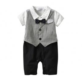 Salopeta baietei cu vestuta aplicata si papion (marime disponibila: 2 ani)