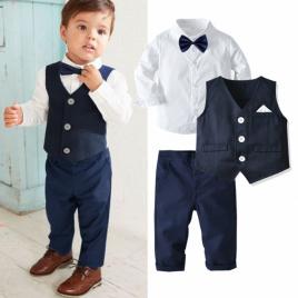 Costum elegant bleumarine cu vestuta si papion (marime disponibila: 2 ani)