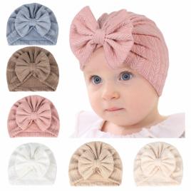 Caciulita tip turban cu model din tesatura (marime disponibila: 6-9 luni