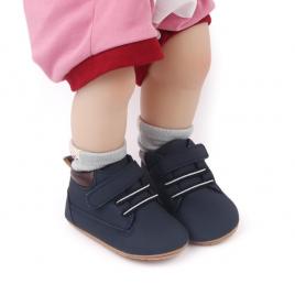Ghetute bleumarine pentru baietei (marime disponibila: 3-6 luni (marimea 18