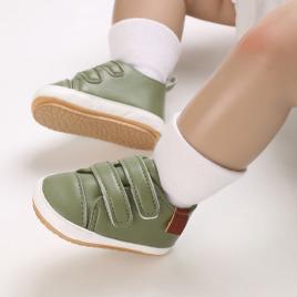Pantofiori verzi pentru baietei (marime disponibila: 3-6 luni (marimea 18