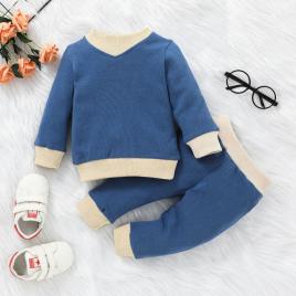 Compleu albastru pentru baietei (marime disponibila: 6-9 luni (marimea 19
