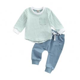 Compleu pentru baietei (marime disponibila: 3-6 luni (marimea 18 incaltaminte))
