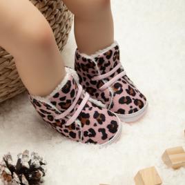 Ghetute roz imblanite cu imprimeu animal print (marime disponibila: 3-6 luni