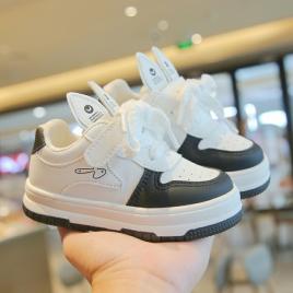 Adidasi albi cu negru - bunny (marime disponibila: marimea 22)