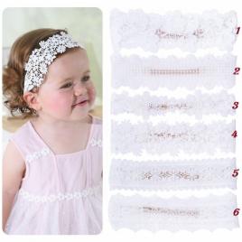 Bentita din danteluta pentru fetite (marime disponibila: 0-12 luni, model: 4)