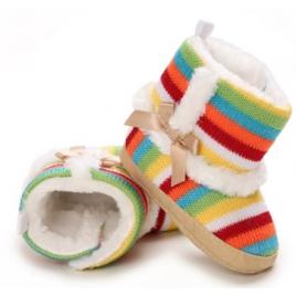Cizmulite colorate, cu dungi curcubeu, blanita alba si fundita eleganta (marime