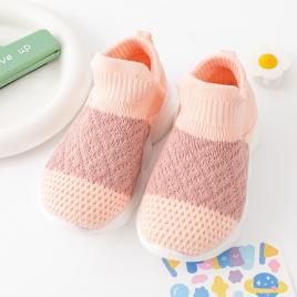 Mocasini in nuante de roz pentru fetite (marime disponibila: marimea 26)