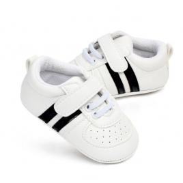 Adidasi bebelusi cu dungi negre (marime disponibila: 6-9 luni (marimea 19