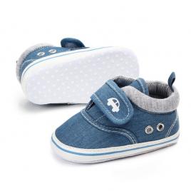 Pantofiori baietei bleu - masinuta (marime disponibila: 3-6 luni (marimea 18