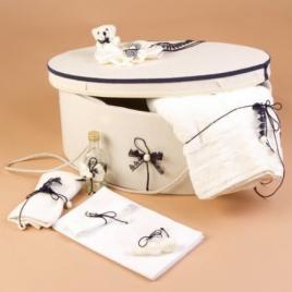 Trusou botez si cutie decorata cu fundite si dantela bleumarin lg102