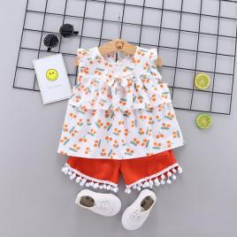 Costumas pentru fetite cu bluzita cu cirese portocalii (marime disponibila: 6-9