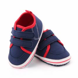 Tenisi bleumarine cu margini rosii (marime disponibila: 3-6 luni (marimea 18